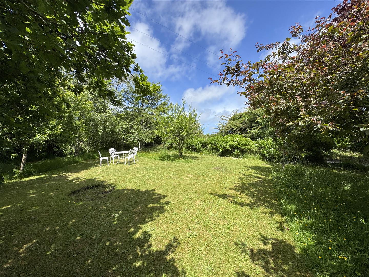 Treskerby, Redruth